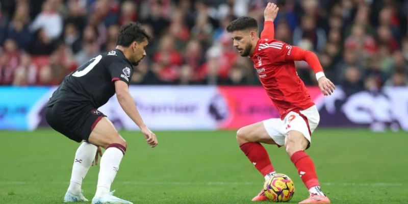 Dự kiến West Ham sẽ tham gia với đội hình 4-2-3-1